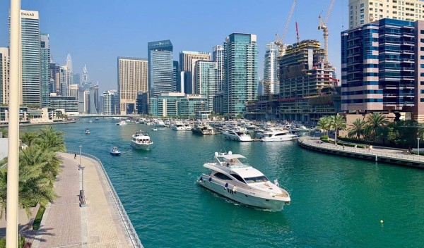 ОАЭ в мае: рассветы и закаты на пляже ОАЭ в мае: рассветы и закаты на пляже