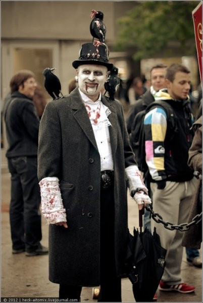 Зомби парад в Торонто (29 фото) Зомби парад в Торонто (29 фото)