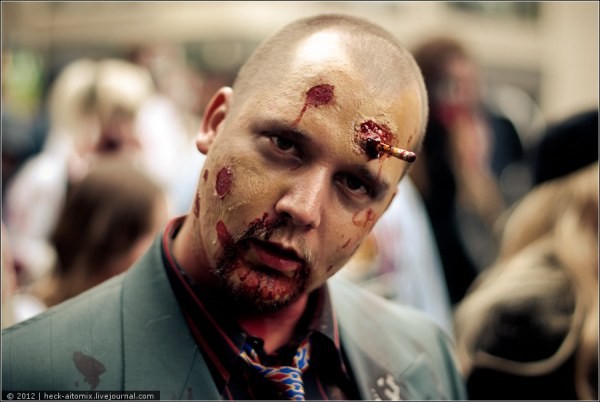 Зомби парад в Торонто (29 фото) Зомби парад в Торонто (29 фото)