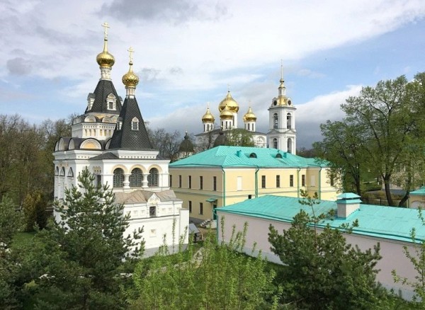 Дмитров: жемчужина Подмосковья Дмитров: жемчужина Подмосковья