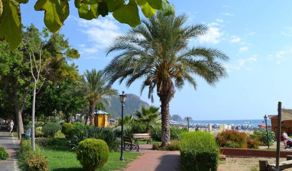 Аланья в апреле: теплые объятия турецкой весны Аланья в апреле: теплые объятия турецкой весны