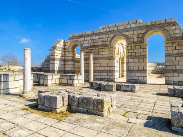 Достопримечательности Болгарии, их фото и описание Достопримечательности Болгарии, их фото и описание