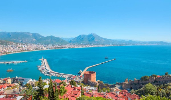 Аланья в апреле: теплые объятия турецкой весны Аланья в апреле: теплые объятия турецкой весны