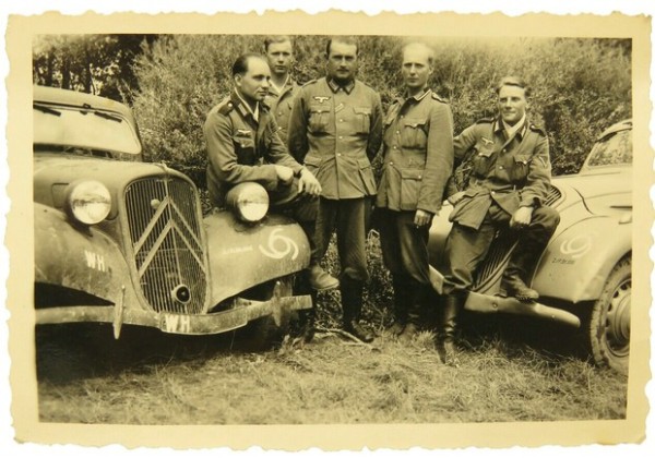 Что известные автомобильные бренды выпускали во время Второй мировой (15 фото) Что известные автомобильные бренды выпускали во время Второй мировой (15 фото)