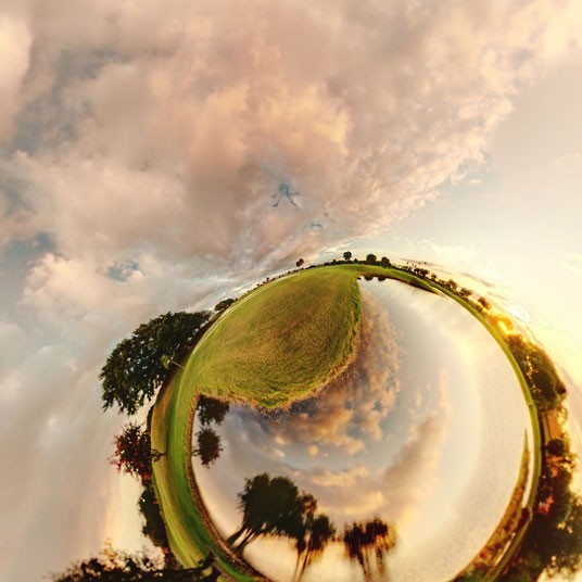 Новый взгляд на старые места — сюрреалистические города Новый взгляд на старые места — сюрреалистические города